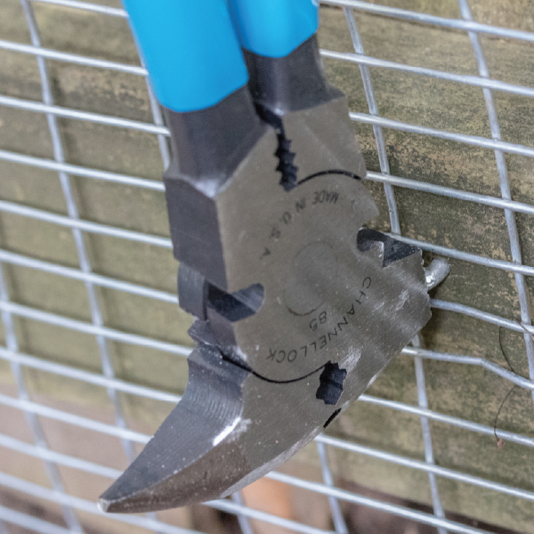 6-IN-1 DESIGN FOR FENCING INSTALLATION, REPAIR & MAINTENANCE